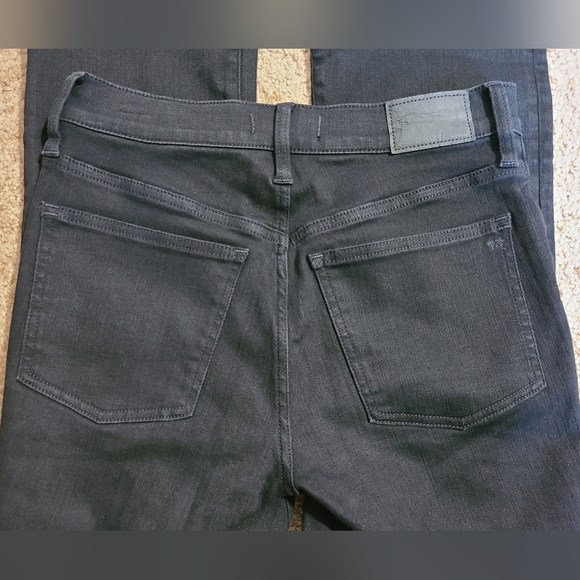 NWOT Madewell Mid-Rise Kick Out Jean - Picture 6 of 10